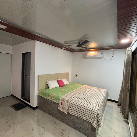 Sea Royal Rooms And Cafe Virar Exterior photo